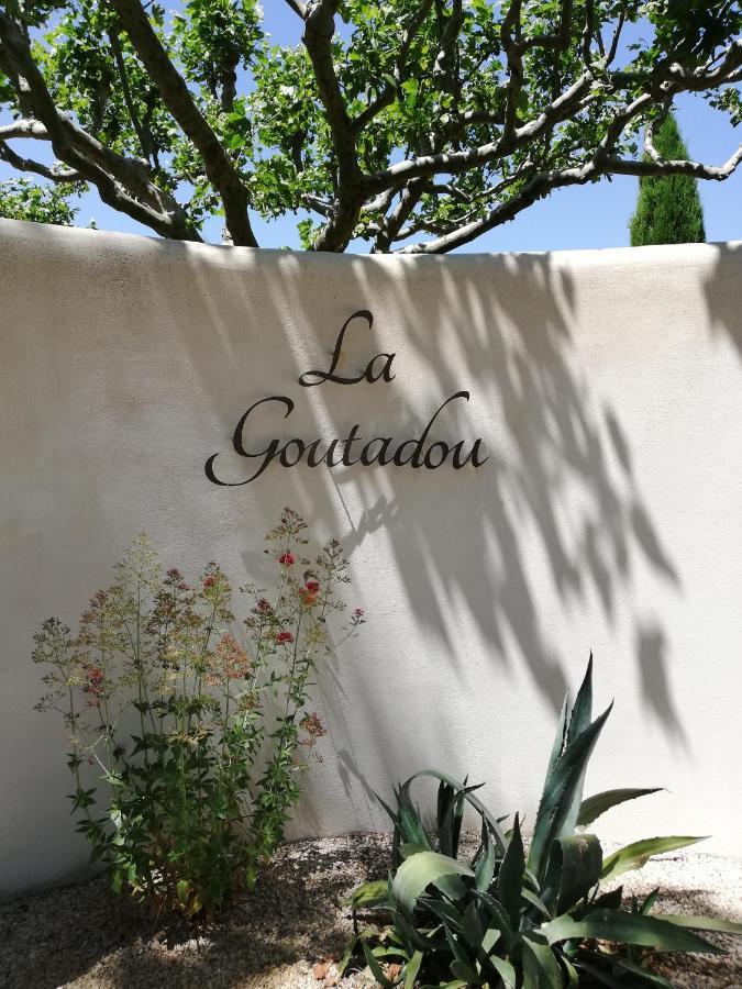 Bed and Breakfast La Goutadou Cabannes Exteriér fotografie